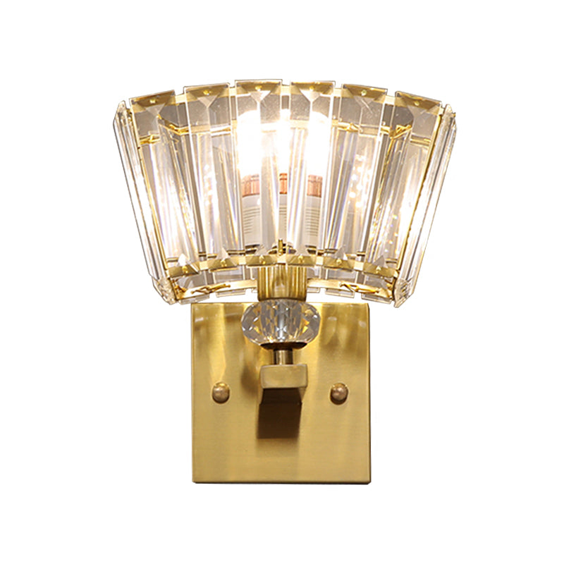 Trapezoid Crystal Blocks Wall Sconce Modern 1 Head Parlour Wall Mount Lamp in Gold Clearhalo 'Modern wall lights' 'Modern' 'Wall Lamps & Sconces' 'Wall Lights' Lighting' 1415888