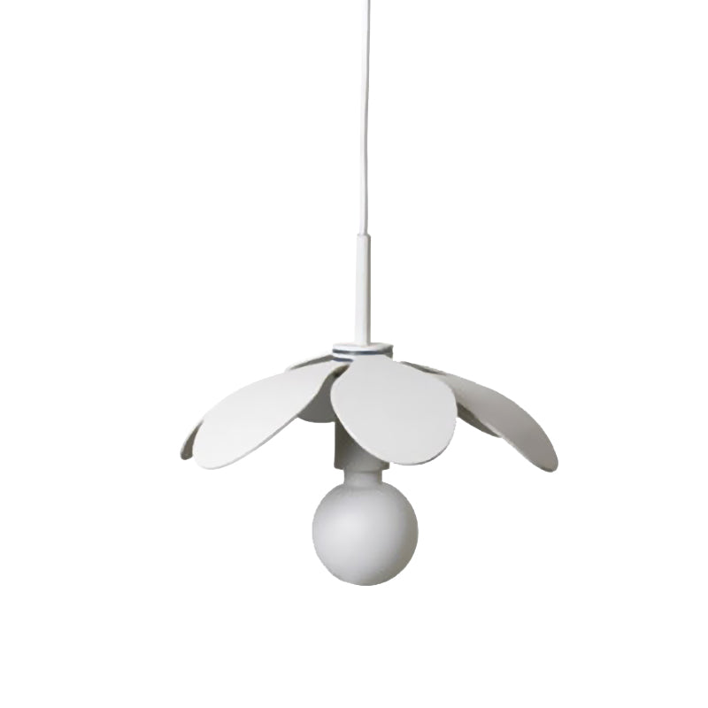 Metal Petal Pendant Lamp Nordic Style 1 Light Living Room Hanging Light with Exposed Bulb in White/Black Clearhalo 'Ceiling Lights' 'Modern Pendants' 'Modern' 'Pendant Lights' 'Pendants' Lighting' 1416638