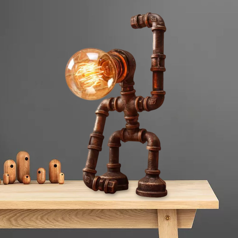 Standing/Sitting Robot Metallic Table Light with Pipe Industrial Stylish 1 Bulb Coffee Shop Table Lamp in Bronze Clearhalo 'Lamps' 'Table Lamps' Lighting' 1418721