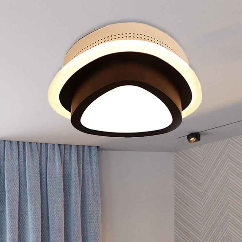 Acrylic Round/Square/Triangle Flush Ceiling Light Corridor Foyer Modern Style LED Ceiling Lamp in Black/White Clearhalo 'Ceiling Lights' 'Close To Ceiling Lights' 'Close to ceiling' 'Flush mount' Lighting' 1434066