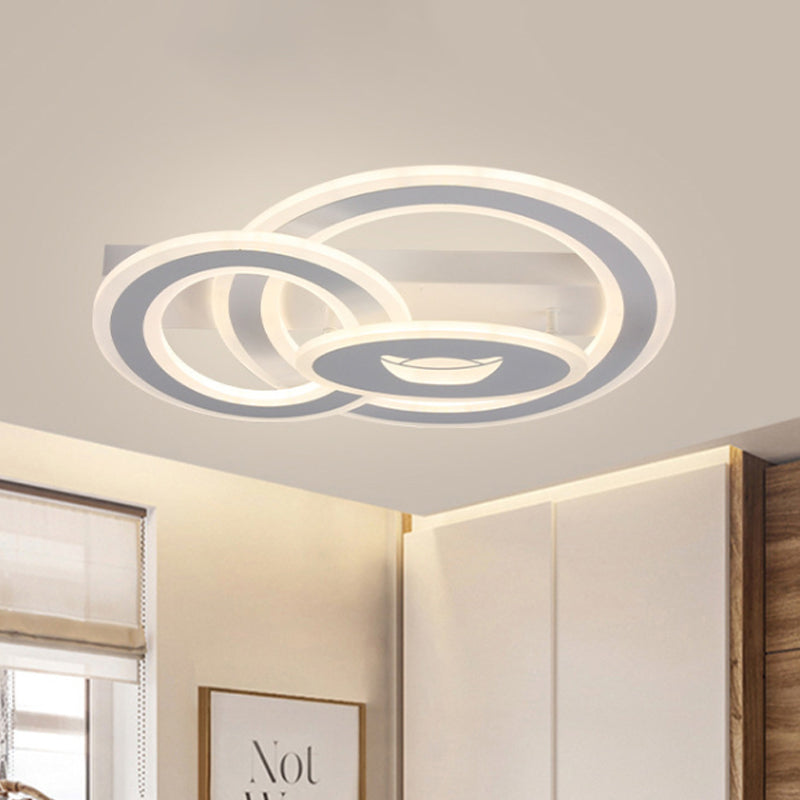 Metal Geometric Flush Ceiling Light Matte White Led Modern Flushmount Lighting in Warm/White Clearhalo 'Ceiling Lights' 'Close To Ceiling Lights' 'Close to ceiling' 'Semi-flushmount' Lighting' 1434225