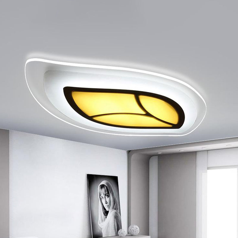 Simple LED Flush Mount Lighting Acrylic White Leaf Shaped Thin Ceiling Light in Warm/White Light White Clearhalo 'Ceiling Lights' 'Close To Ceiling Lights' 'Close to ceiling' 'Flush mount' Lighting' 1454368