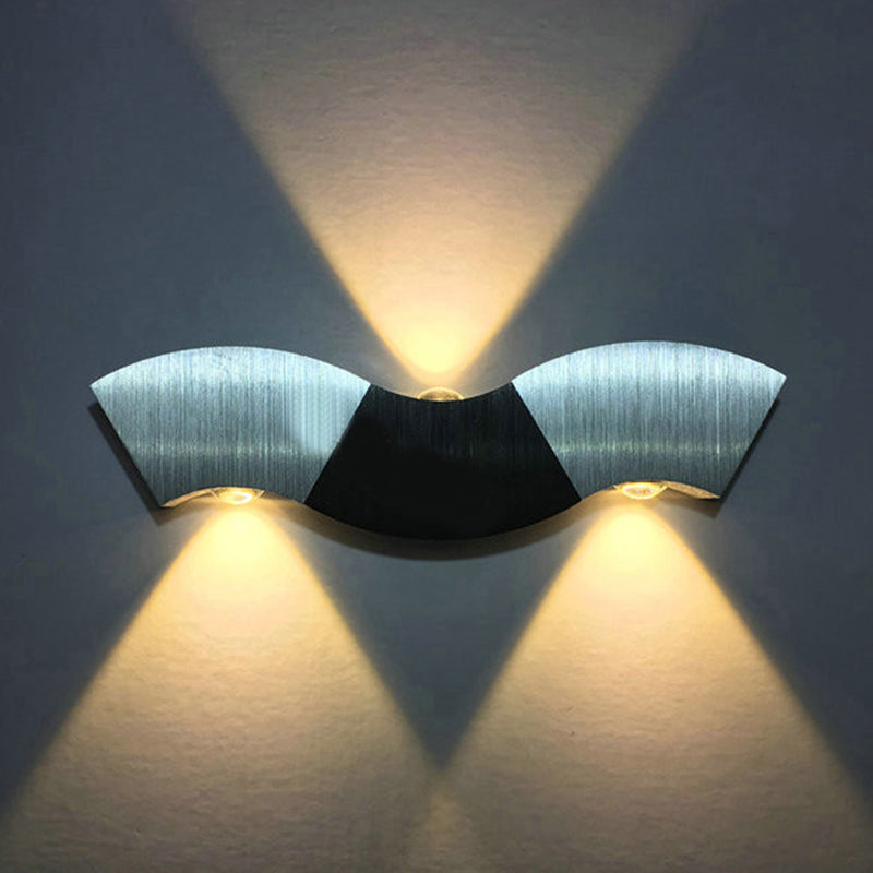 Aluminum Wave Design Wall Mounted Light Contemporary LED Silver Finish Sconce Light in Warm/White Lighting Silver Warm Clearhalo 'Cast Iron' 'Glass' 'Industrial' 'Modern wall lights' 'Modern' 'Tiffany' 'Traditional wall lights' 'Wall Lamps & Sconces' 'Wall Lights' Lighting' 145584