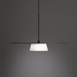 Wide-Brim Hat Pendant Ceiling Light Minimalist Iron 1 Bulb Dining Table Suspension Lamp in Black and White Clearhalo 'Ceiling Lights' 'Modern Pendants' 'Modern' 'Pendant Lights' 'Pendants' Lighting' 1456252