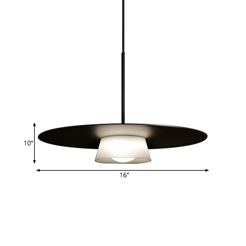 Wide-Brim Hat Pendant Ceiling Light Minimalist Iron 1 Bulb Dining Table Suspension Lamp in Black and White Clearhalo 'Ceiling Lights' 'Modern Pendants' 'Modern' 'Pendant Lights' 'Pendants' Lighting' 1456253