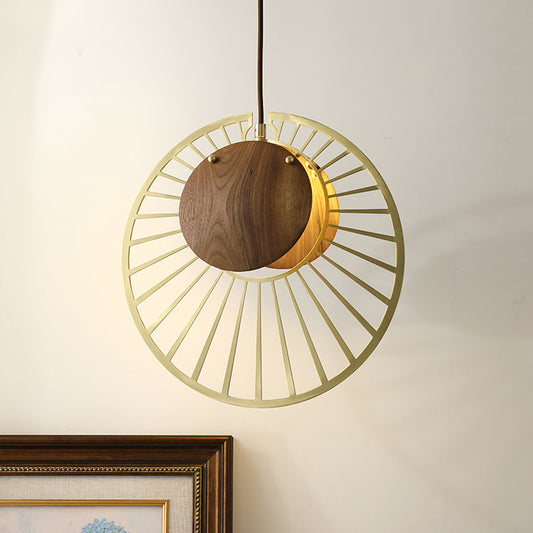 Army Green Wire Hat Pendant Light Modern Creative 1 Light Iron Ceiling Lamp with Wood Clamp Lampshade Army Green Clearhalo 'Ceiling Lights' 'Modern Pendants' 'Modern' 'Pendant Lights' 'Pendants' Lighting' 1456519