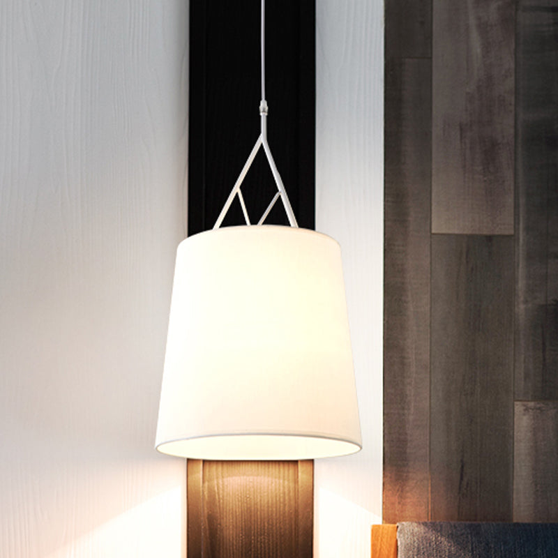 Fabric Pendant Light Fixture 1 Head Modernist Pendant Light in Black/White for Bedroom Blanco Clearhalo 'Ceiling Lights' 'Hogar' 'Iluminación' 'Lámparas Colgantes' 'Lámparas de Techo' 1459153_3ab7c131-1b52-4e0e-88fb-7a40807ef0fb