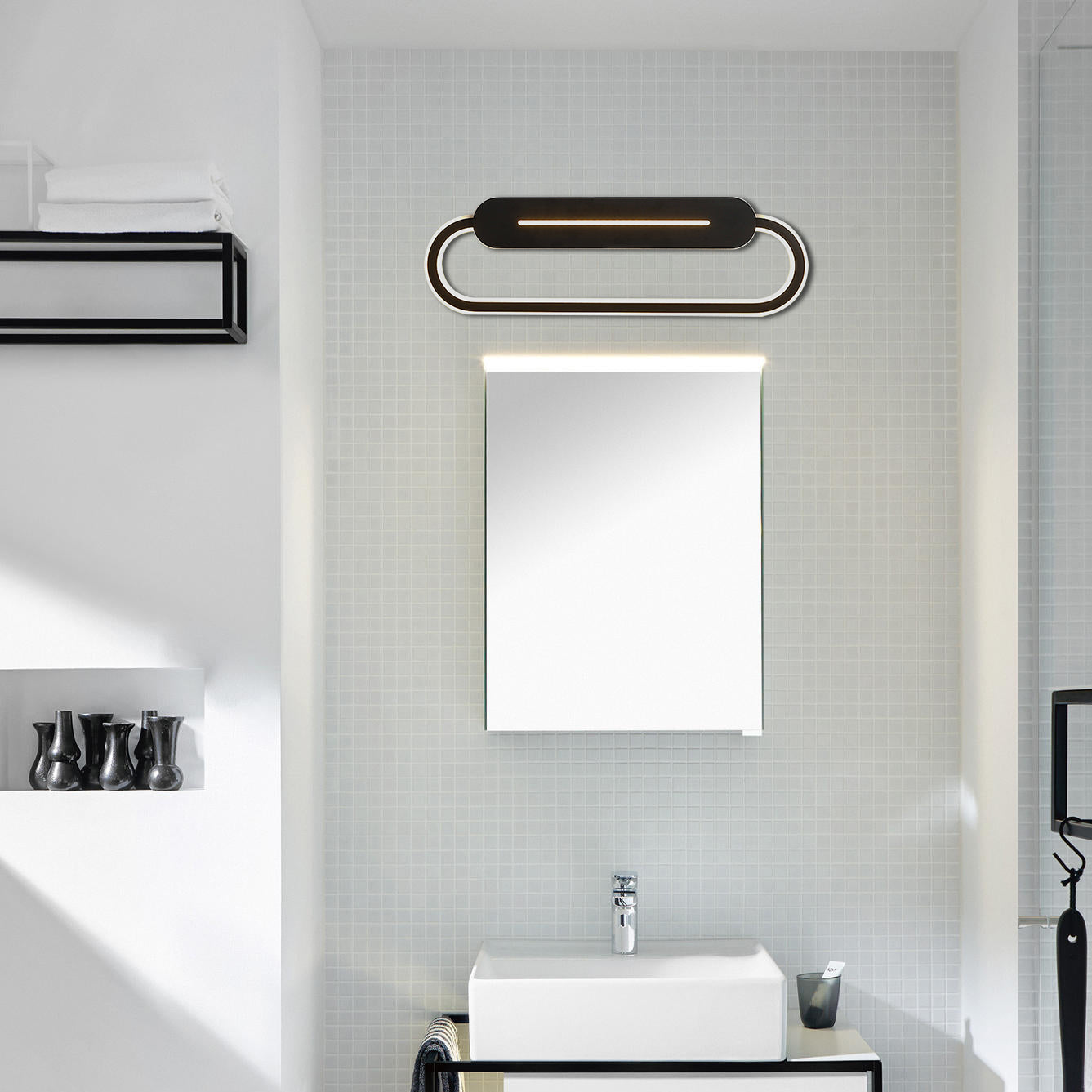 18"/23.5"/31.5" Wide Acrylic Oval LED Wall Sconce Modern 1 Light Black/White Mirror Lamp in Warm/White Light Black Clearhalo 'Modern wall lights' 'Modern' 'Vanity Lights' 'Wall Lights' Lighting' 146048