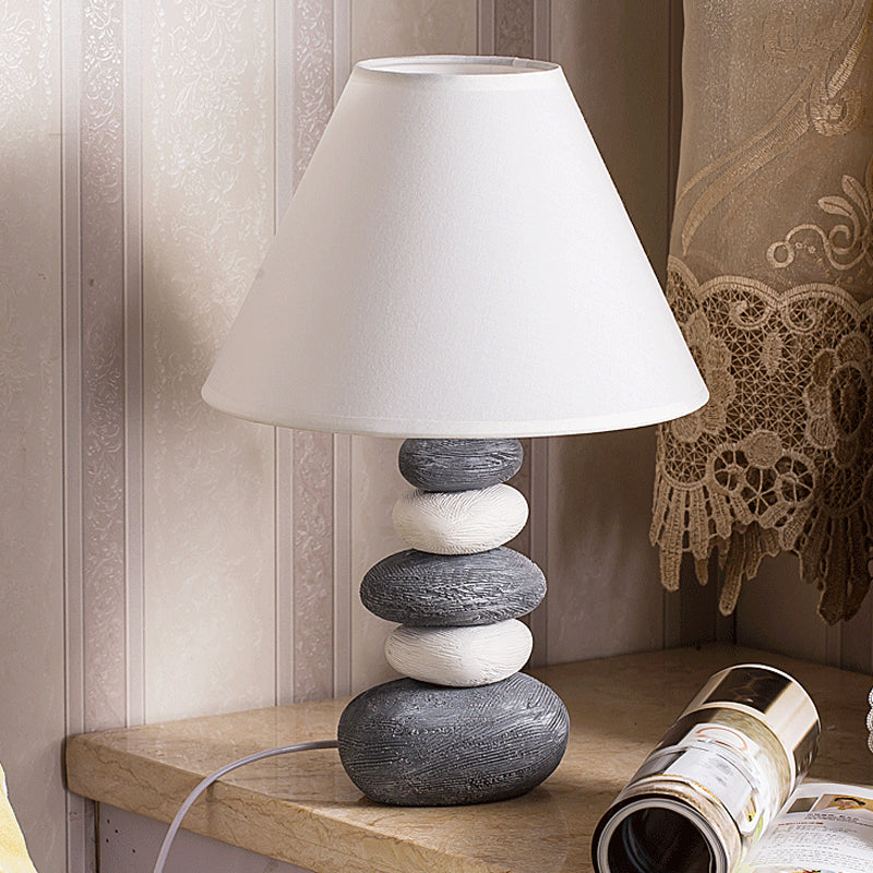 White/Black Barrel Table Light Antique Fabric 1 Bulb Living Room Nightstand Lighting with Ceramic Base Clearhalo 'Lamps' 'Table Lamps' Lighting' 1460936