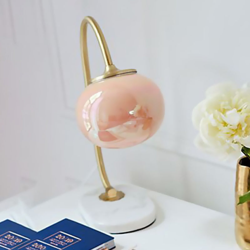 Gold Global Read Book Light Nordic Style 1-Head Pink Glass Night Table Lamp with Metal Gooseneck Arm Pink Clearhalo 'Lamps' 'Table Lamps' Lighting' 1474373