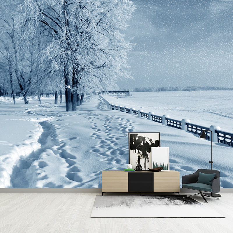 Washable Winter Frozen Lake Scene Mural Modern Non-Woven Cloth Wall Decor, Custom Made Clearhalo 'Wall Decor' 'Wall Mural' 1502275