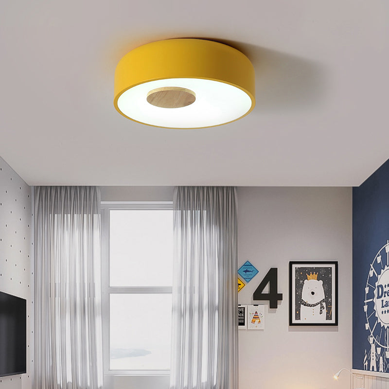 Round Metal Flush Ceiling Light Fixture with Acrylic Diffuser Nordic Gray/Yellow/Green Ceiling Flush Mount for Living Room in Warm/White Yellow Clearhalo 'Ceiling Lights' 'Close To Ceiling Lights' 'Close to ceiling' 'Flush mount' Lighting' 151899