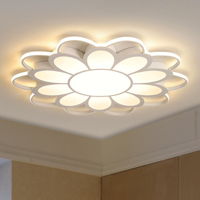 White Flower Flush Mount Fixture Contemporary Metal LED Ceiling Light for Living Room in Warm/White, 20.5"/27"/31.5" Dia Clearhalo 'Ceiling Lights' 'Close To Ceiling Lights' 'Close to ceiling' 'Flush mount' Lighting' 1522878