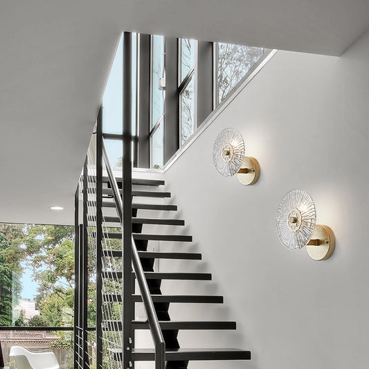 Textured Circular Wall Mounted Light Modernist Metallic and Clear Crystal 1 Head Wall Lamp in Gold Gold Clearhalo 'Cast Iron' 'Glass' 'Industrial' 'Modern wall lights' 'Modern' 'Tiffany' 'Traditional wall lights' 'Wall Lamps & Sconces' 'Wall Lights' Lighting' 153524