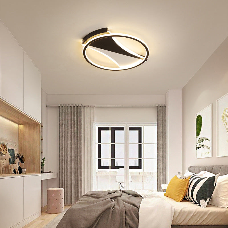 Black and White Circular Flush Light Simple Style Acrylic Bedroom Ceiling Light in Warm/White, 16"/19.5"/23.5" Dia Black-White Clearhalo 'Ceiling Lights' 'Close To Ceiling Lights' 'Close to ceiling' 'Flush mount' Lighting' 157028