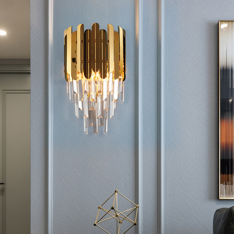 1 Light K9 Crystal Wall Lighting with Sheet Metal Modernism Sconce Light Fixture in Brass for Bedroom Clearhalo 'Cast Iron' 'Glass' 'Industrial' 'Modern wall lights' 'Modern' 'Tiffany' 'Traditional wall lights' 'Wall Lamps & Sconces' 'Wall Lights' Lighting' 157144