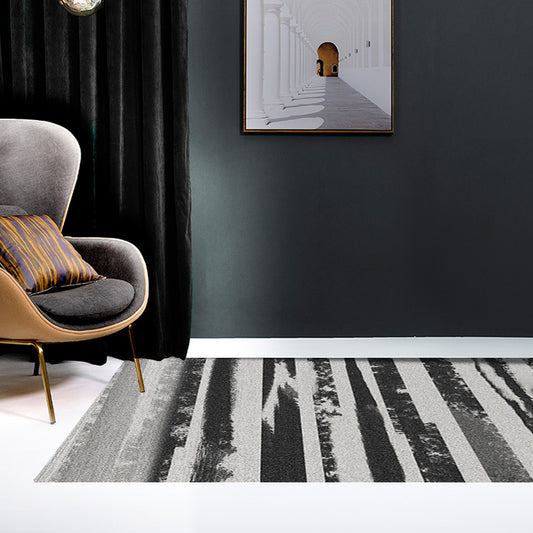 Creative Striped Pattern Rug Black and Grey Simple Rug Polyester Machine Washable Carpet for Living Room Clearhalo 'Area Rug' 'Modern' 'Rugs' Rug' 1579099