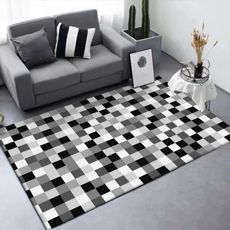 Contemporary Modern Rug in Black and White Small Check Pattern Rug Polyester Pet Friendly Carpet for Home Decoration Black Clearhalo 'Area Rug' 'Modern' 'Rugs' Rug' 1584356