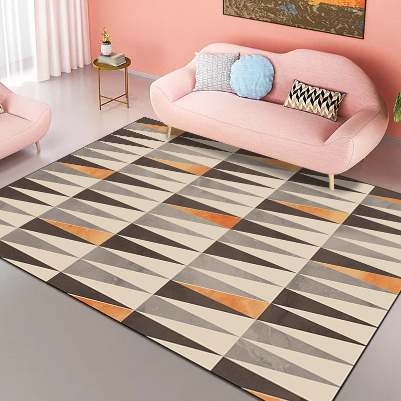 Ivory Bedroom Rug Modern Geometric Triangle Pattern Area Rug Polyester Stain-Resistant Washable Carpet Clearhalo 'Area Rug' 'Modern' 'Rugs' Rug' 1597487