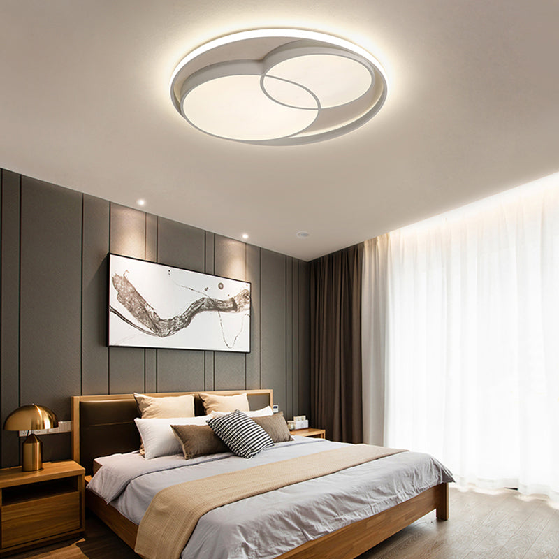 2 Crossed Circle Ceiling Flush Mount Modern Metal Black/White Integrated LED Bedroom Flush Mount Lighting in Warm/White White Clearhalo 'Ceiling Lights' 'Close To Ceiling Lights' 'Close to ceiling' 'Flush mount' Lighting' 160455