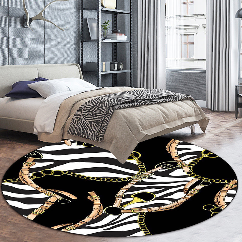 Modern Living Room Rug in Black Zebra Stripe Belt Chain Print Rug Polyester Washable Anti-Slip Area Rug Clearhalo 'Area Rug' 'Modern' 'Rugs' Rug' 1608855