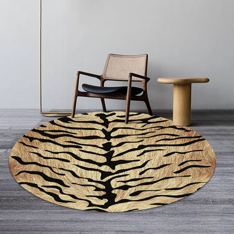 Unique Tiger Print Pattern Rug Brown Simple Rug Polyester Washable Anti-Slip Backing Area Rug for Living Room Clearhalo 'Area Rug' 'Modern' 'Rugs' Rug' 1609687