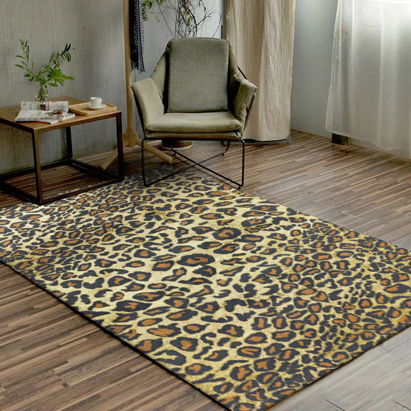 Funky Leopard Pattern Rug Yellow Novelty Rug Polyester Washable Anti-Slip Backing Area Rug for Living Room Clearhalo 'Area Rug' 'Modern' 'Rugs' Rug' 1609856