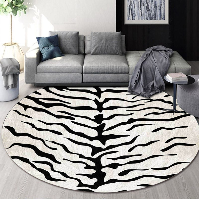 Black and White Contemporary Rug Polyester Tiger Skin Print Rug Washable Non-Slip Backing Carpet for Living Room Clearhalo 'Area Rug' 'Modern' 'Rugs' Rug' 1610220