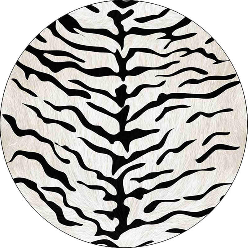 Black and White Contemporary Rug Polyester Tiger Skin Print Rug Washable Non-Slip Backing Carpet for Living Room Clearhalo 'Area Rug' 'Modern' 'Rugs' Rug' 1610222