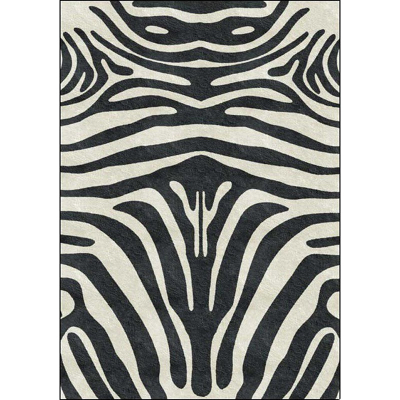 Contemporary Zebra Stripe Pattern Rug Black and White Polyester Rug Machine Washable Non-Slip Area Rug for Bedroom Clearhalo 'Area Rug' 'Modern' 'Rugs' Rug' 1610367