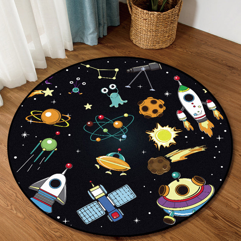 Unique Kids Rug in Black Outer Space Aircraft Planet Star Pattern Rug Polyester Pet Friendly Carpet for Nursery Black Clearhalo 'Area Rug' 'Rug' 1610774