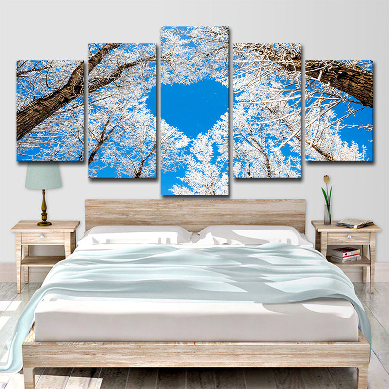 Nordic Winterscape Wall Art Decor Blue Heart en forme d'arbre en forme de toile Impression pour chambre à coucher