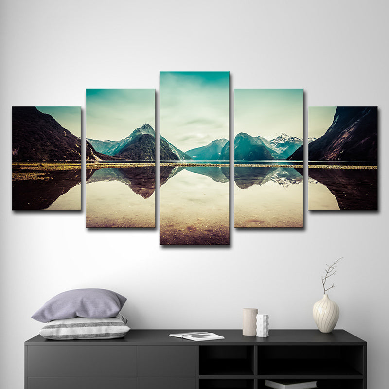 Multi-Piece Milford Sound Scenery Art Print Contemporary Canvas Wall Decor in Light Blue Clearhalo 'Art Gallery' 'Canvas Art' 'Contemporary Art Gallery' 'Modern' Arts' 1615127