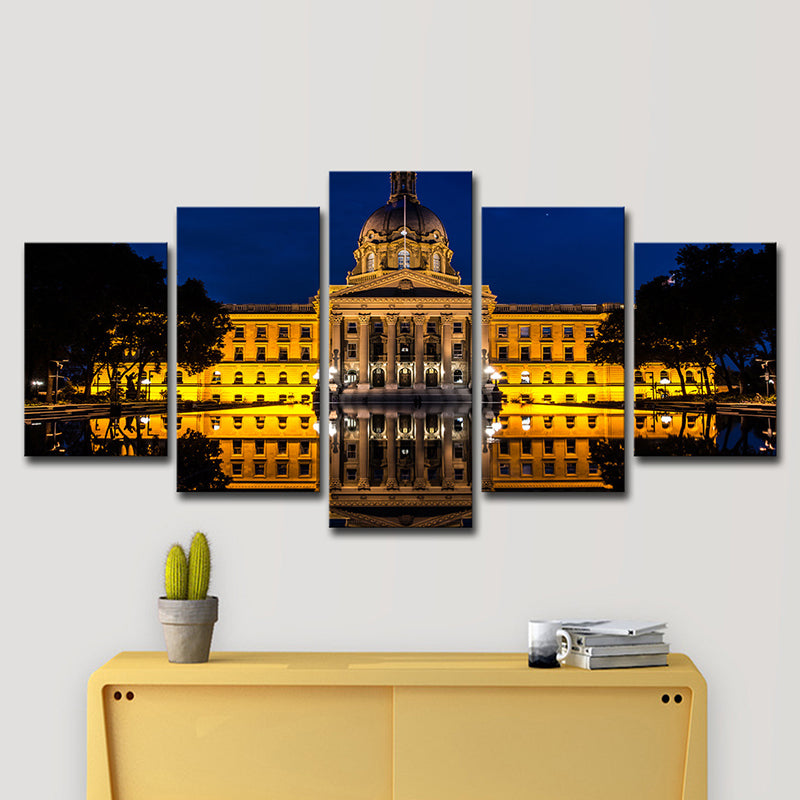 Landmark Wall Art Modern Beautiful Alberta Edmonton House at Night Canvas in Yellow - Clearhalo - 'Arts' - 'Canvas Art' - 1616402