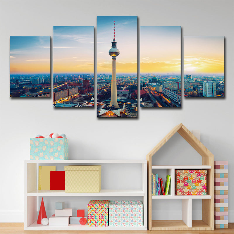 Gelbes Sonnenuntergang Cityscape Canvas Art Berlin TV Tower Global inspiriertes mehrteiliges Wanddekoration