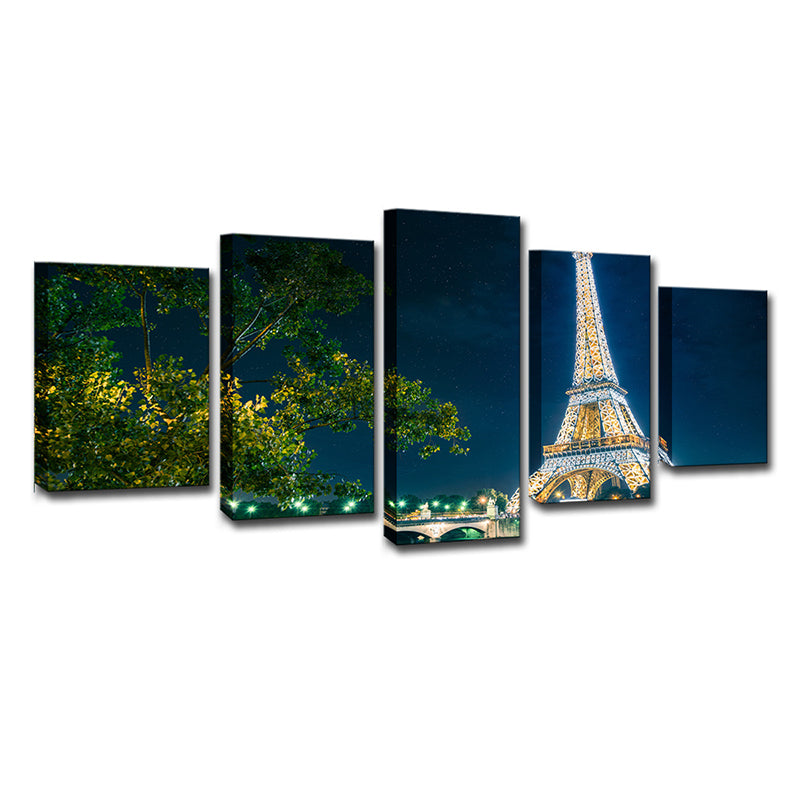 Wereldwijde geïnspireerde canvas muurkunst groene boom en eiffeltoren bij nachtmuur decor voor thuis