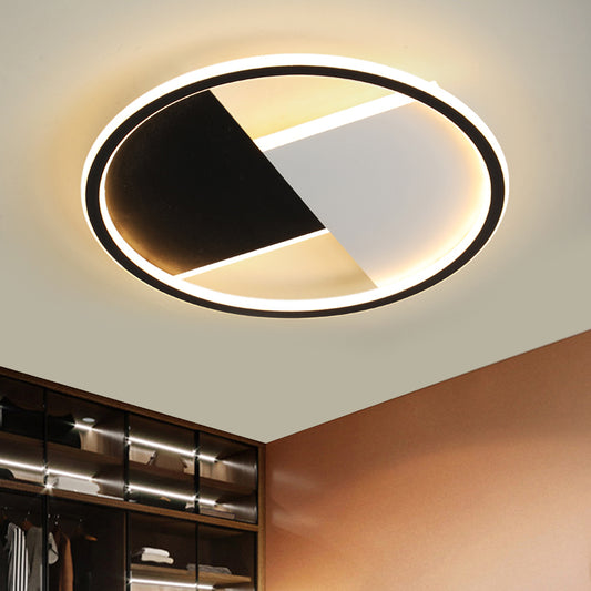 Black and White Circular Ceiling Light Fixture Simplicity LED Metal Flush Mount Lamp Black Clearhalo 'Ceiling Lights' 'Close To Ceiling Lights' 'Close to ceiling' 'Flush mount' Lighting' 1649368