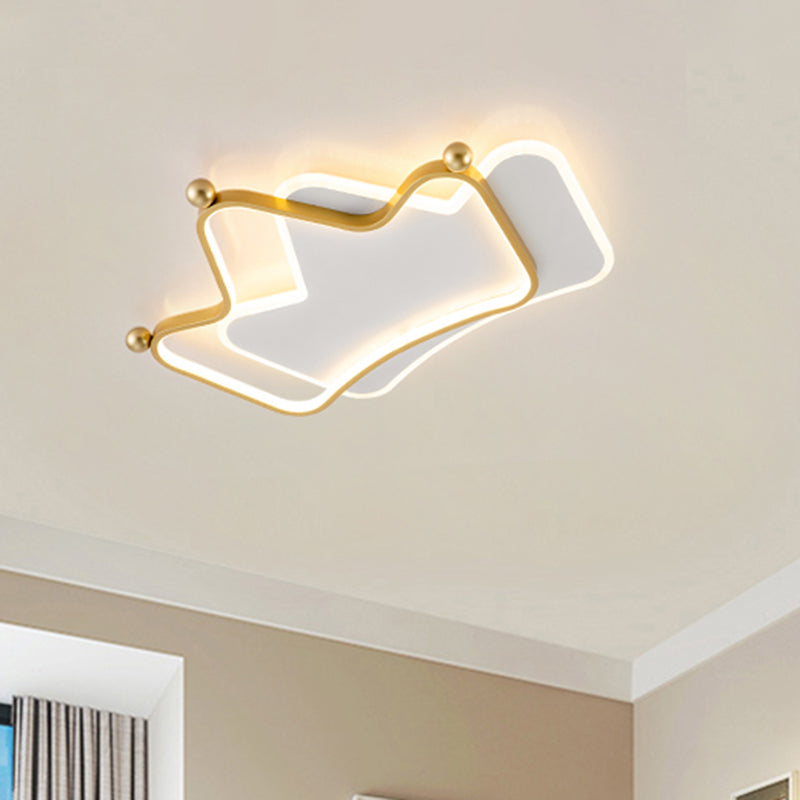 Overlapped Crown Metallic Ceiling Mounted Light Contemporary LED Gold Flush Mount Fixture Gold Clearhalo 'Ceiling Lights' 'Close To Ceiling Lights' 'Close to ceiling' 'Flush mount' Lighting' 1650514