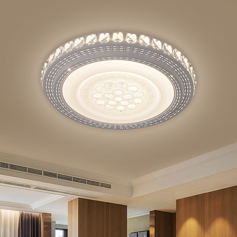 LED Great Room Ceiling Lighting Modern White Flush Mount Lamp with Round Metallic Shade in Warm/White Light Clearhalo 'Ceiling Lights' 'Close To Ceiling Lights' 'Close to ceiling' 'Flush mount' Lighting' 1651519