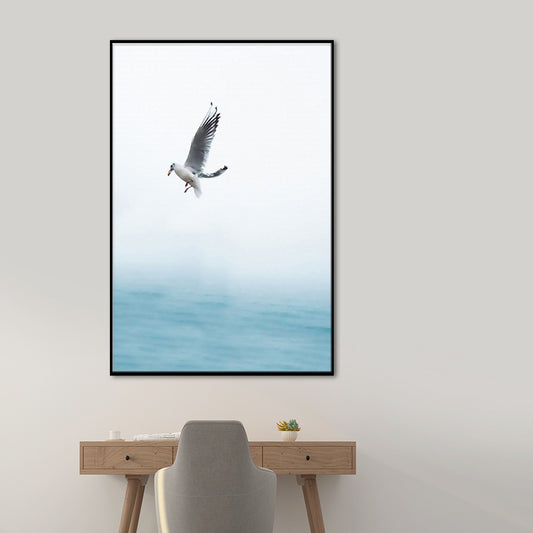 Textured Blue Wall Decor Modern Seagull Flying over Ocean Canvas Wall Art for Home Clearhalo 'Art Gallery' 'Canvas Art' 'Contemporary Art Gallery' 'Modern' Arts' 1652196