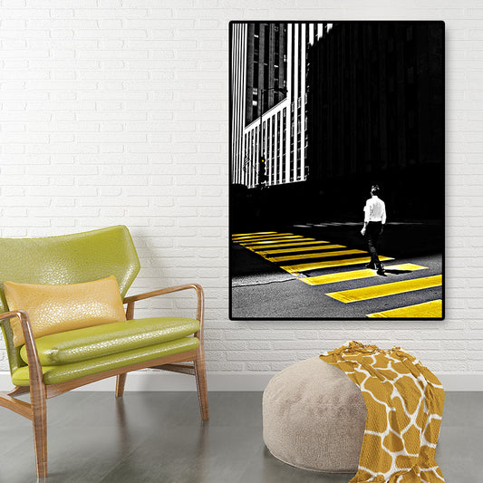 Yellow City View Wall Decor Photo Man Crossing the Road Modern Textured Canvas Art Clearhalo 'Art Gallery' 'Canvas Art' 'Contemporary Art Gallery' 'Modern' Arts' 1652267