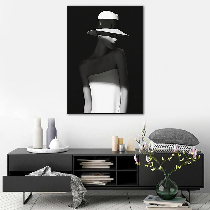 Black Lady with Hat Canvas Print Home Decor Victorian for Great Room Wall Art, Multiple Size Options Clearhalo 'Art Gallery' 'Canvas Art' 'Contemporary Art Gallery' 'Modern' Arts' 1652938