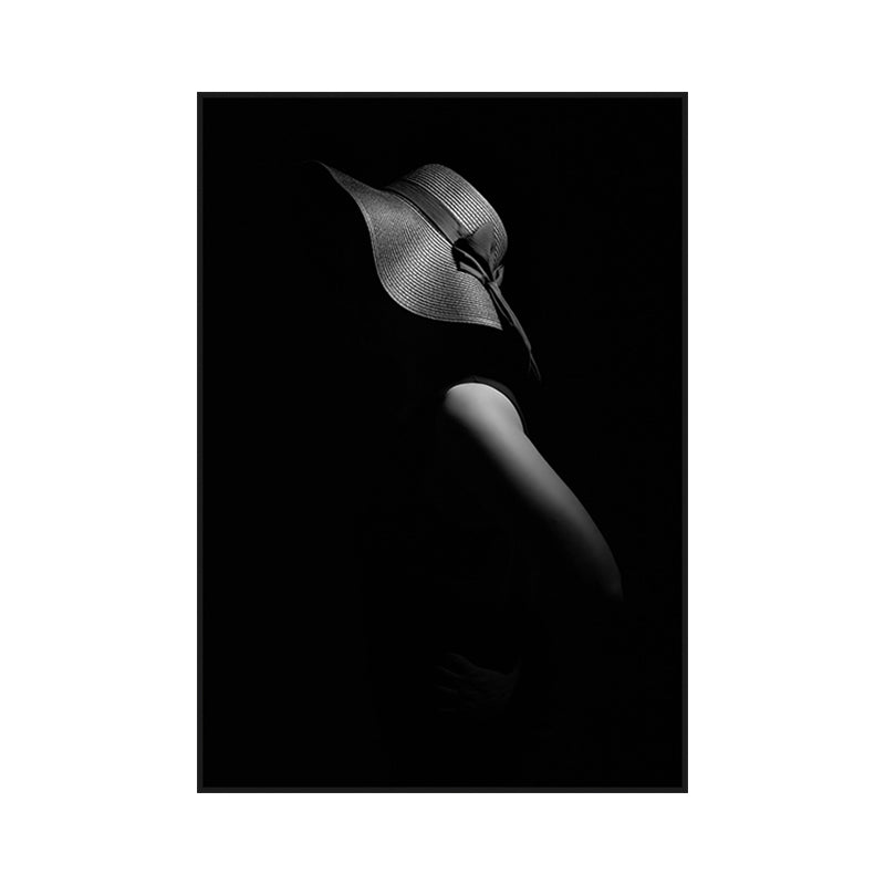 Black Lady with Hat Canvas Print Home Decor Victorian for Great Room Wall Art, Multiple Size Options Clearhalo 'Art Gallery' 'Canvas Art' 'Contemporary Art Gallery' 'Modern' Arts' 1652951