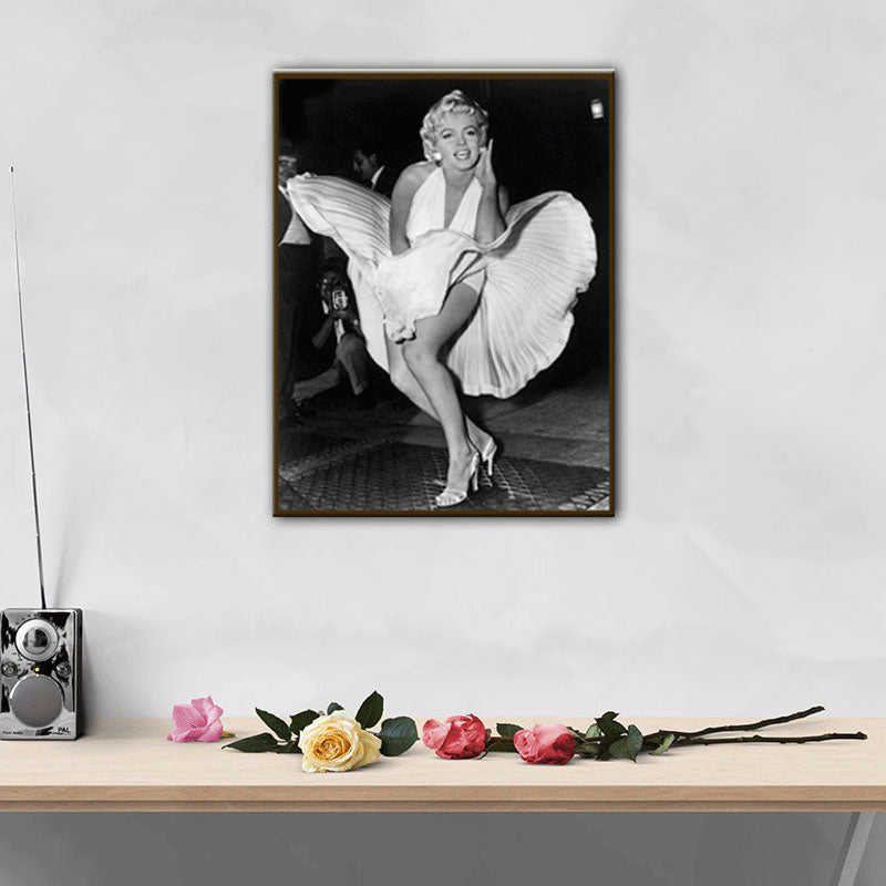 Marilyn Monroe Wall Art Light-Color Canvas Print Wall Decor for Boys Bedroom, Textured - Clearhalo - 'Arts' - 'Canvas Art' - 1653608