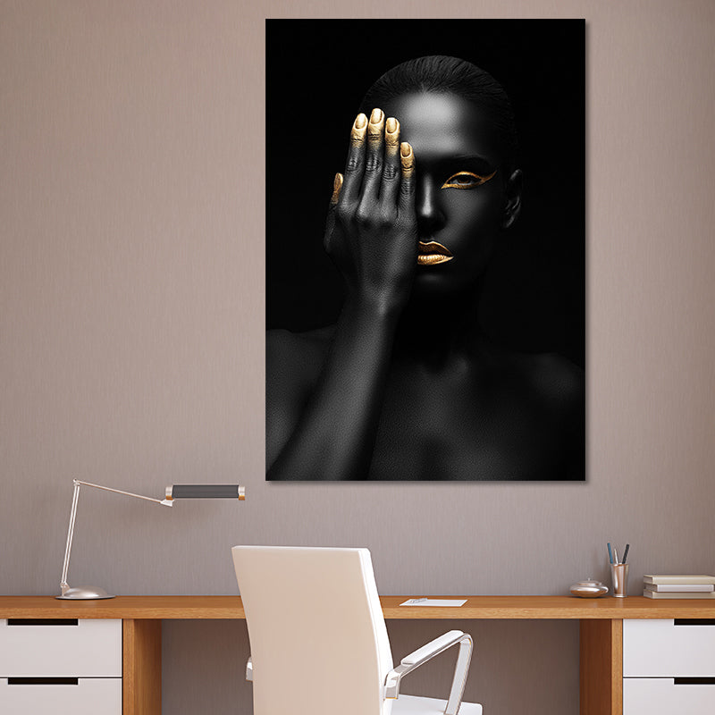 Beautiful African Female Model Canvas Living Room Fashion Wall Art in Black, Texture Clearhalo 'Arts' 'Canvas Art' 1654229