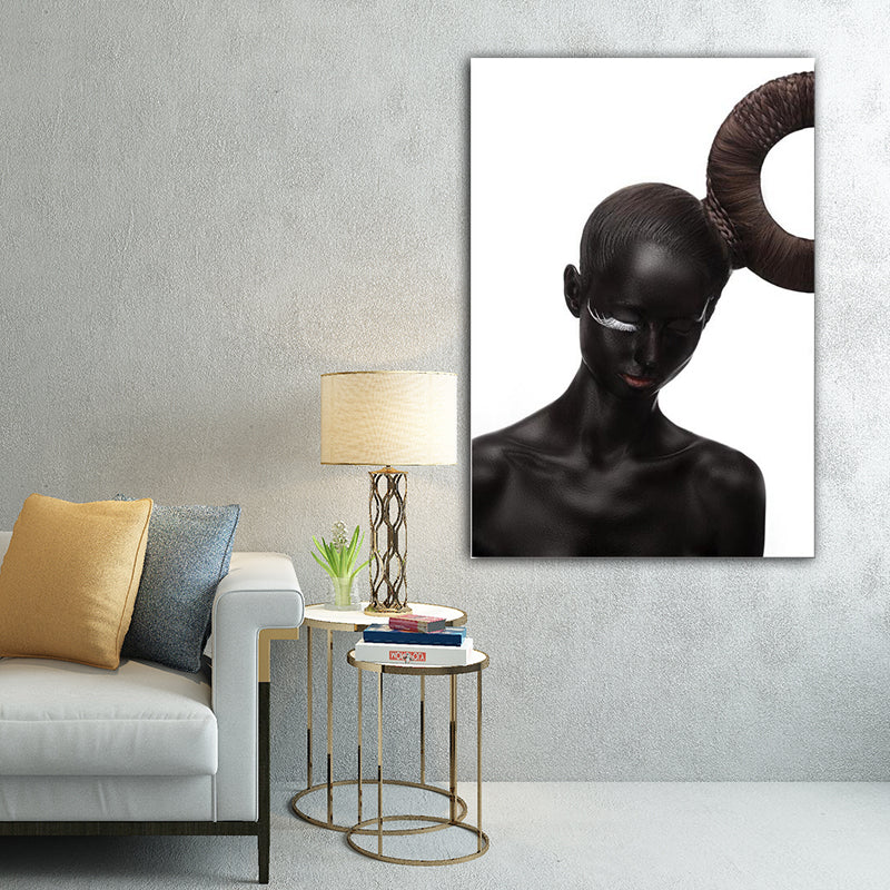 Model Canvas Print Modern Novelty Fashion Figure Wall Art in Dark Color for Home Black Clearhalo 'Art Gallery' 'Canvas Art' 'Contemporary Art Gallery' 'Modern' Arts' 1654850