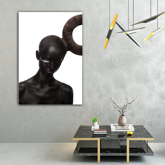Model Canvas Print Modern Novelty Fashion Figure Wall Art in Dark Color for Home Clearhalo 'Art Gallery' 'Canvas Art' 'Contemporary Art Gallery' 'Modern' Arts' 1654851