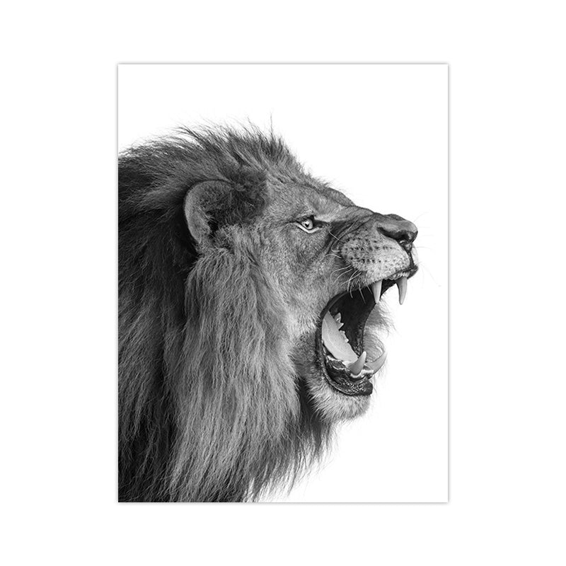 Photography Lion Roaring Canvas Wall Art for House Interior, Grey and White, Textured Clearhalo 'Art Gallery' 'Canvas Art' 'Contemporary Art Gallery' 'Modern' Arts' 1658790