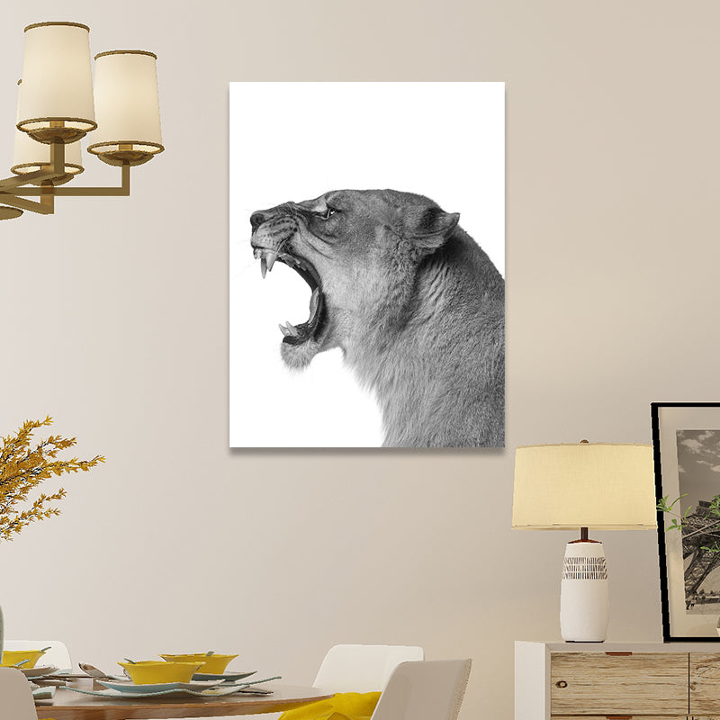 Photography Lion Roaring Canvas Wall Art for House Interior, Grey and White, Textured Clearhalo 'Art Gallery' 'Canvas Art' 'Contemporary Art Gallery' 'Modern' Arts' 1658795