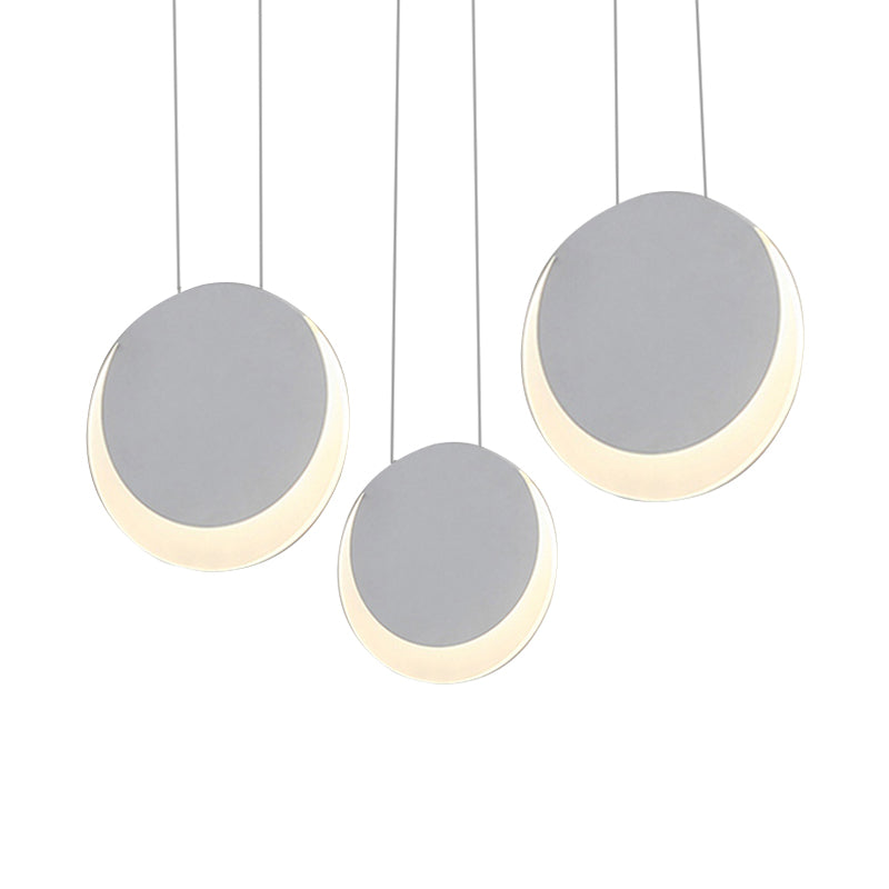 Moon Shaped Multi Light Pendant Nordic Metal 3/4/5 Lights White Cluster Pendant Light in Warm/White Light Clearhalo 'Ceiling Lights' 'Modern Pendants' 'Modern' 'Pendant Lights' 'Pendants' Lighting' 166320